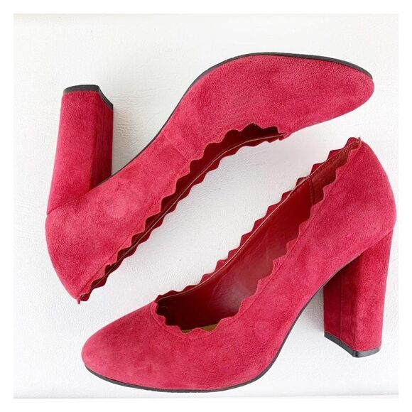 Crown Vintage Red Suede Pumps Scalloped Edges - Picture 14 of 16